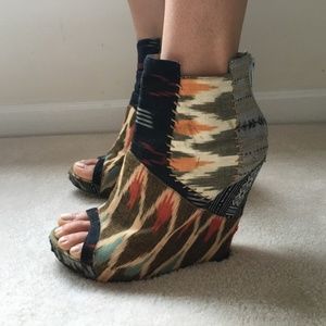 Jean Louie for Aldo: for collectors